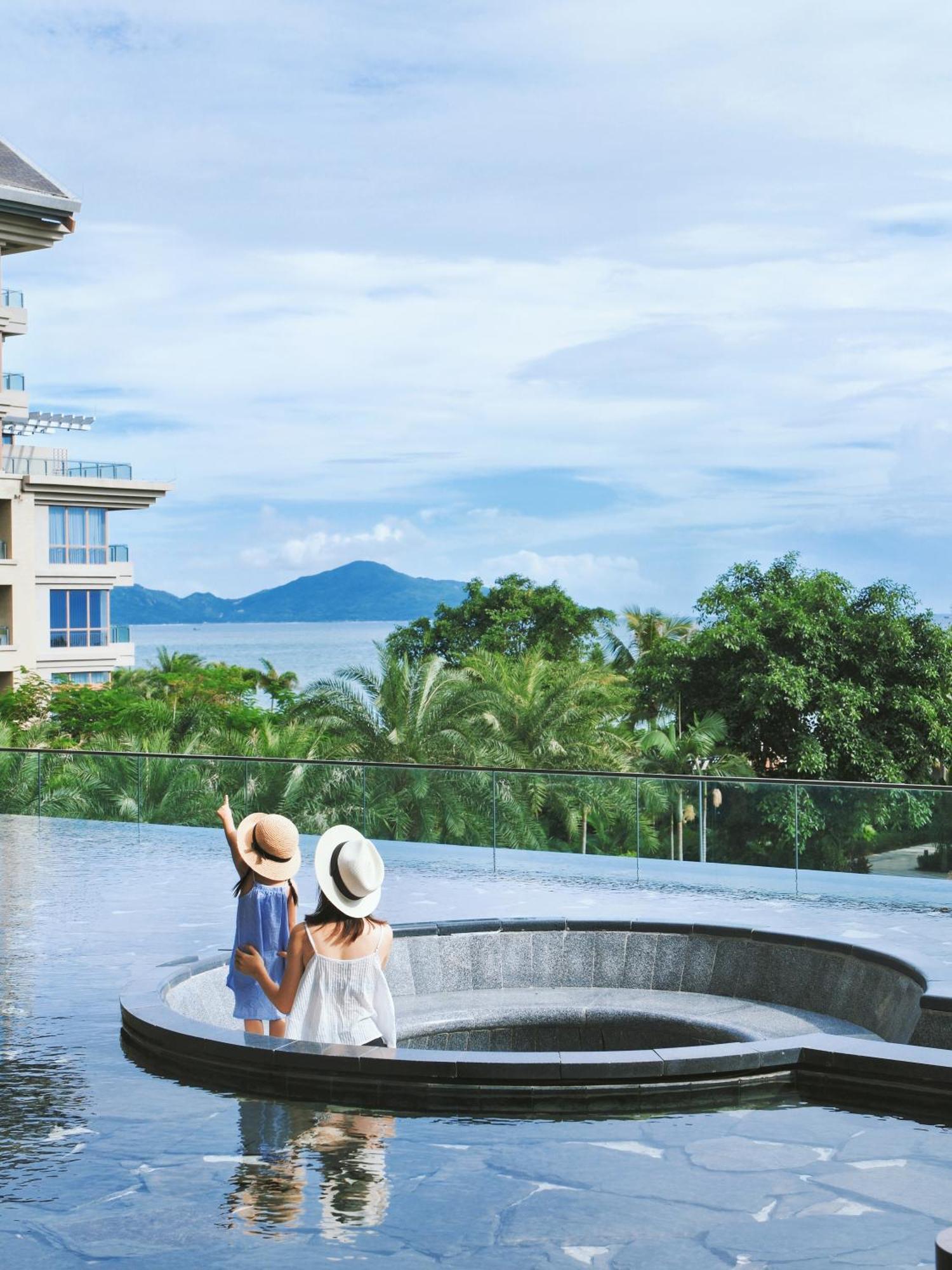 Doubletree By Hilton Shanwei Exterior photo