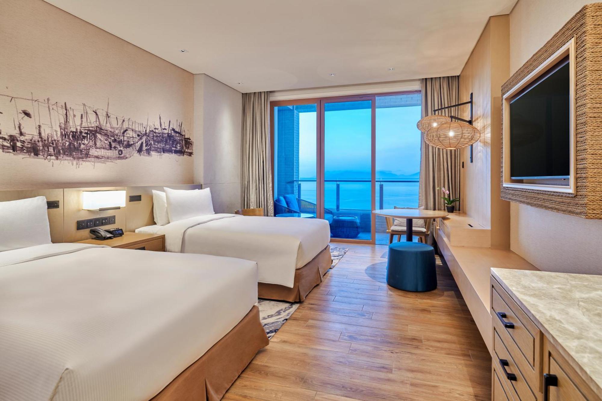 Doubletree By Hilton Shanwei Exterior photo